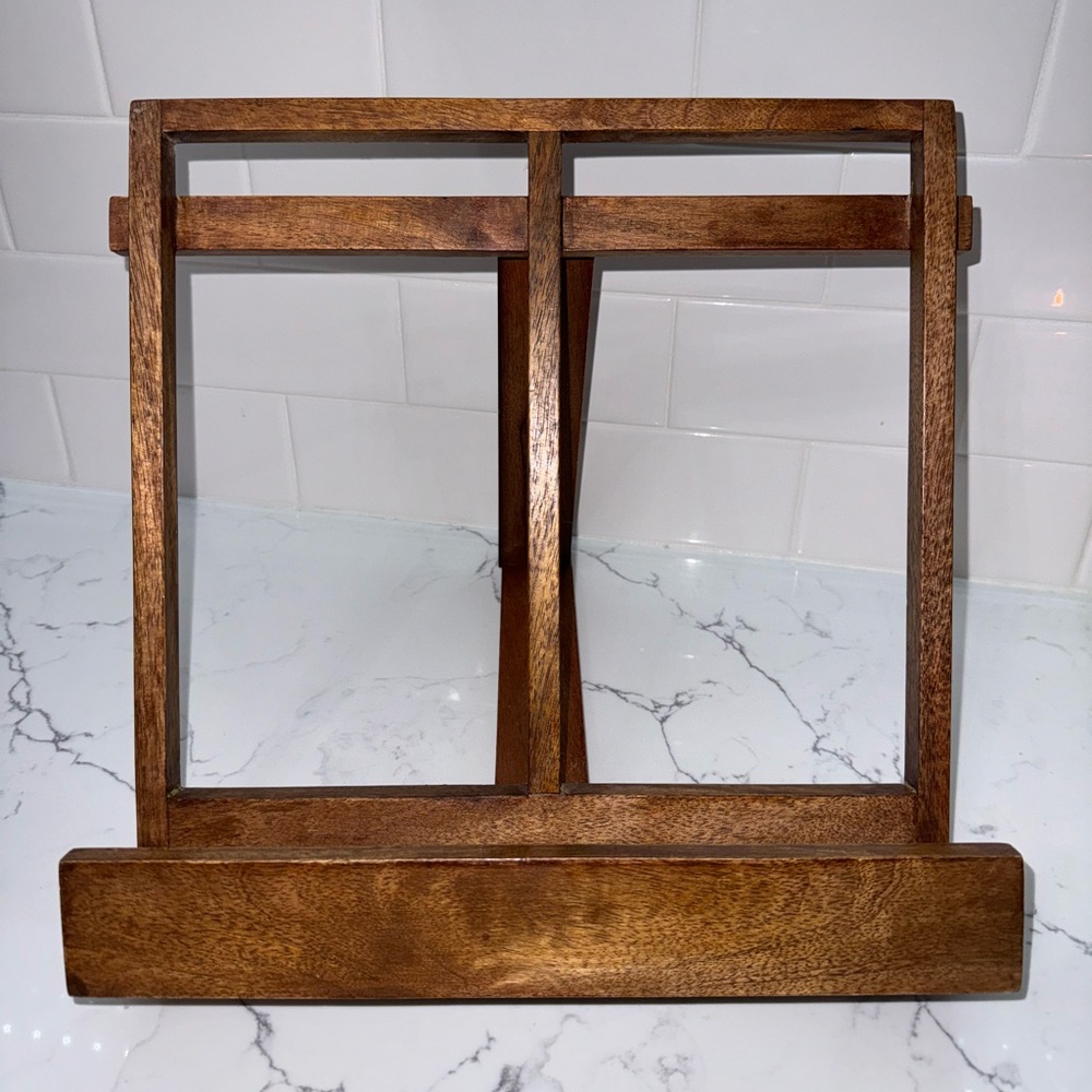 Hearth and Hand Cookbook Easel